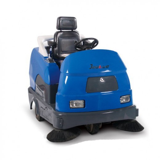 電動(dòng)座駕式掃地機(jī)