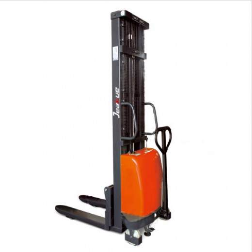 輕型半電動(dòng)堆高車(chē)