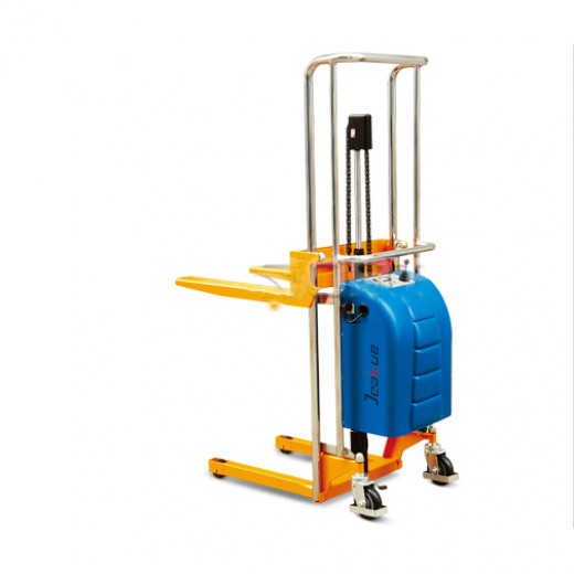 輕型半電動(dòng)堆高車(chē)