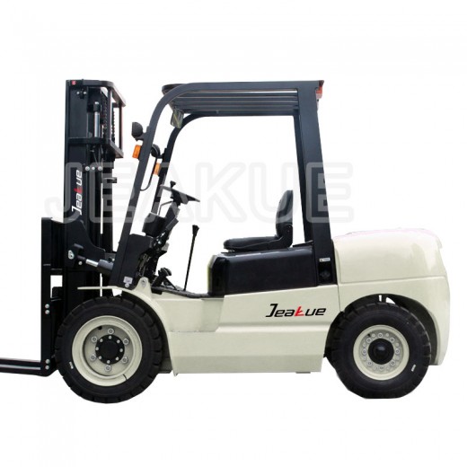 4.5/5.0噸內(nèi)燃叉車